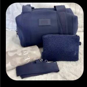 Authentic Dagne Dover
Landon Carryall Duffle Bag Storm Small